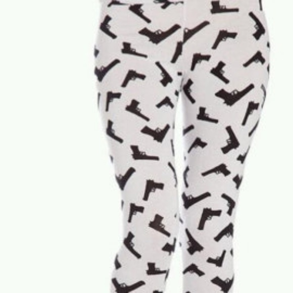 white and black bad girl print leggings pants - Picture 3 of 5